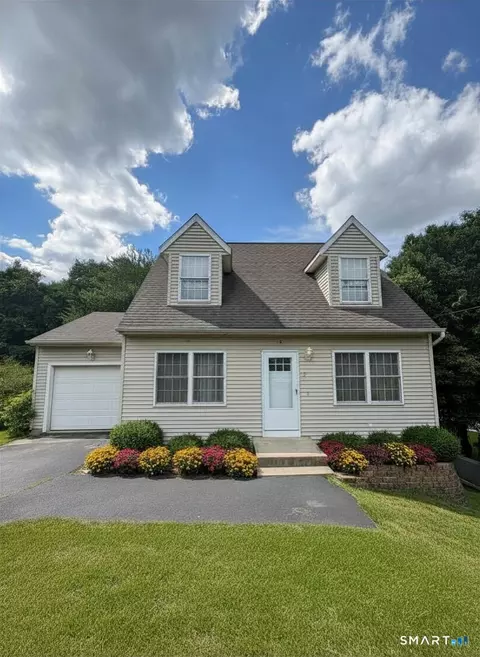 17 Irene Ave, Waterbury, CT 06705