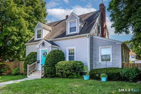 295 Nichols Ave, Stratford, CT 06614