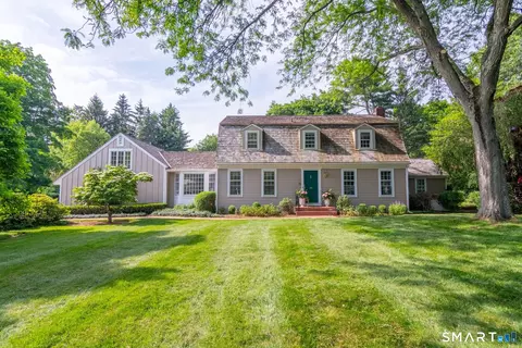 39 Old Studio Rd, New Canaan, CT 06840