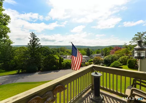 196 Heritage Vlg #E, Southbury, CT 06488