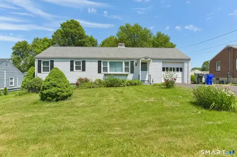 120 Mapleside Dr, Wethersfield, CT 06109