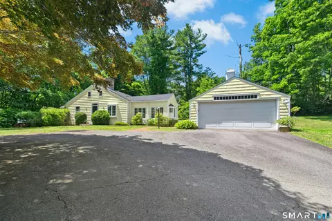 5195 Madison Ave, Trumbull, CT 06611
