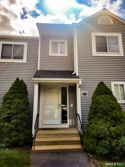 173 Stoneheights Dr #173, Waterford, CT 06385