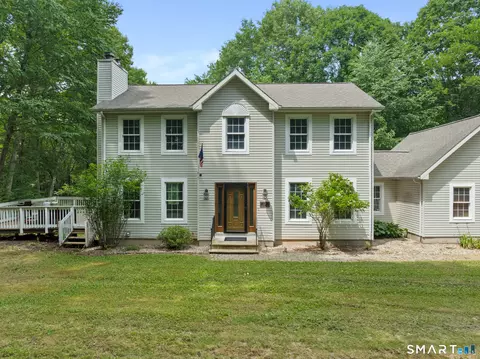 436 Tiffany Ln, Bristol, CT 06010