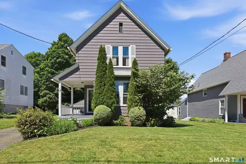 57 Ridge Rd, Middletown, CT 06457
