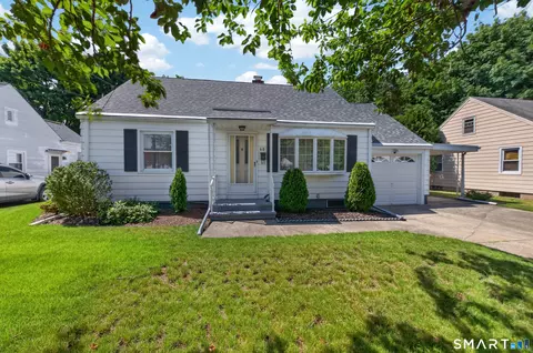 Exterior - 60 Gilbert Ave, Hamden, CT 06514 photo 3 of 7