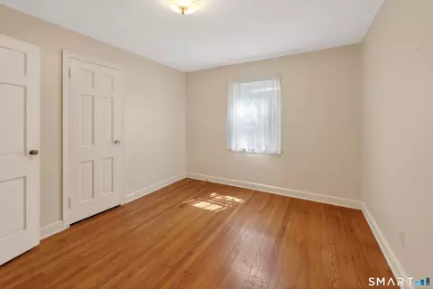 Bedroom - 60 Gilbert Ave, Hamden, CT 06514 photo 5 of 6