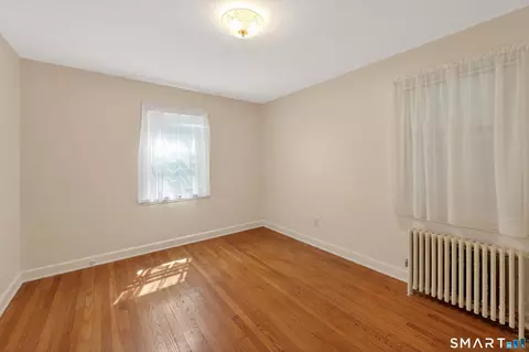 Bedroom - 60 Gilbert Ave, Hamden, CT 06514 photo 4 of 6
