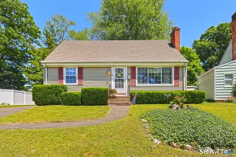 105 Seaview Ave, West Haven, CT 06516