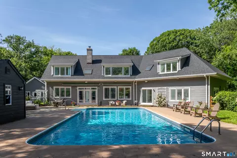 28 Drewbarrie Ln, Easton, CT 06612