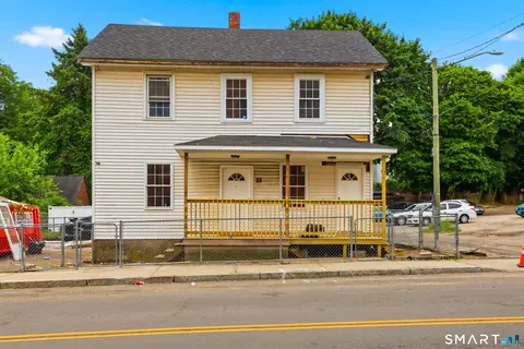 33 Congress Ave, Waterbury, CT 06708