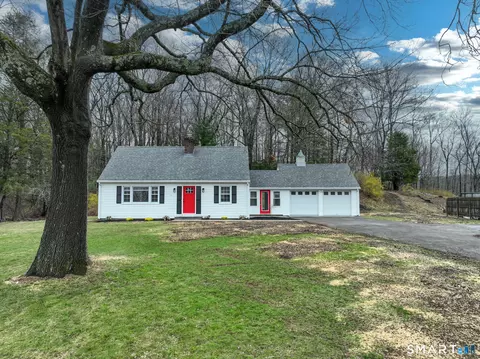 70 Cedar Dr, Durham, CT 06422