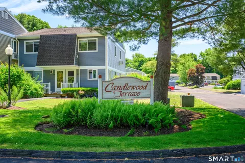 6 Rose Ln #1-4, Danbury, CT 06811