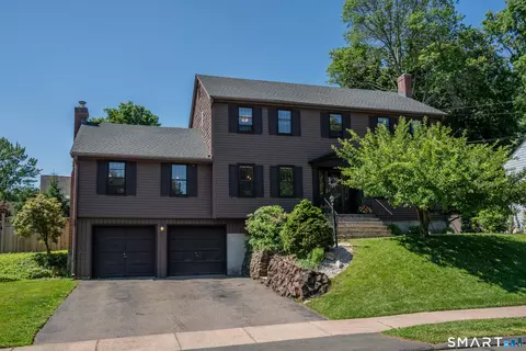 80 Westminster Dr, West Hartford, CT 06107