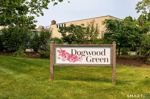 1410 Melville Ave #1410, Fairfield, CT 06825