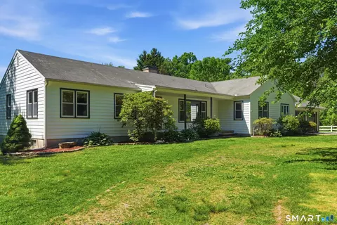 965 W River St, Milford, CT 06461