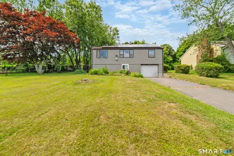 63 Lakeside Dr, Plymouth, CT 06782