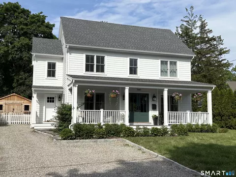 240 Henry St, Fairfield, CT 06824