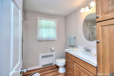 Bath - Undisclosed, Redding, CT 06896 photo 1 of 4