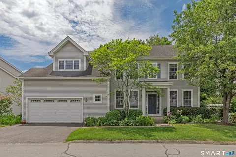 19 Revere Cir #19, Southbury, CT 06488