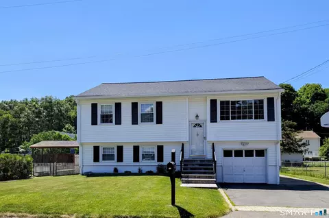 55 Sleepy Hollow Dr, Danbury, CT 06810