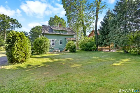 4 Hubbard Pl, Wethersfield, CT 06109