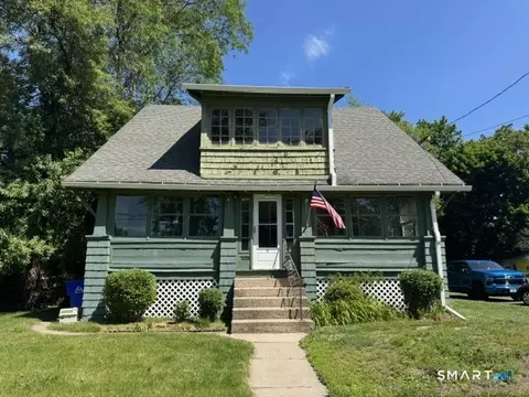 4 Hubbard Pl, Wethersfield, CT 06109