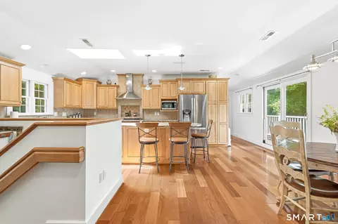 Kitchen - 149 Old Redding Rd, Redding, CT 06896 photo 1 of 4
