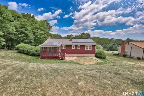 Exterior - 430 Shepard Ave, Hamden, CT 06514 photo 4 of 7