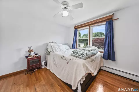 Bedroom - 430 Shepard Ave, Hamden, CT 06514 photo 1 of 6
