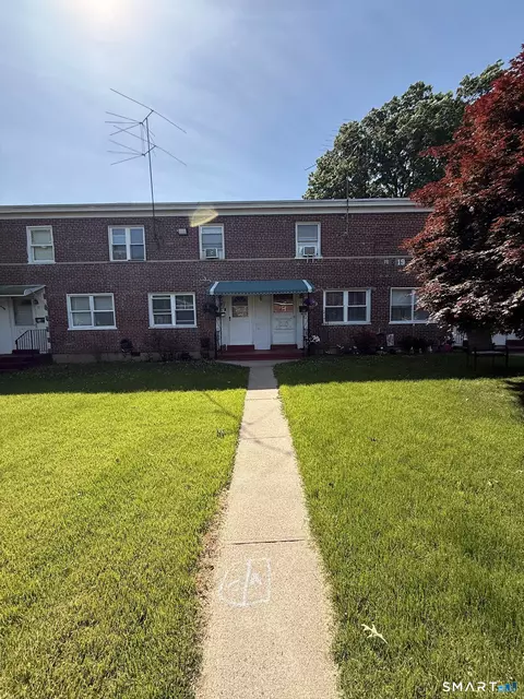 Court A Bdlg 19 Unit 73 Court, Bridgeport, CT 06610
