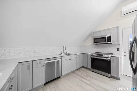 Kitchen - 68 Westfield Ave, Killingly, CT 06239 photo 3 of 4