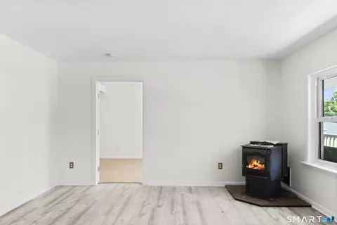 Living - 68 Westfield Ave, Killingly, CT 06239 photo 3 of 5