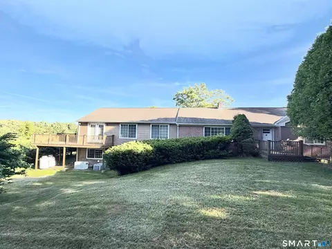 165 Huntington Rd, Scotland, CT 06264