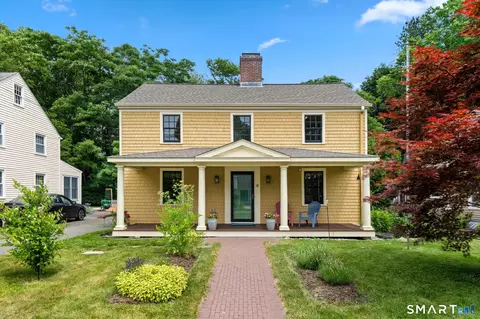 12 Cobbs Rd, West Hartford, CT 06107