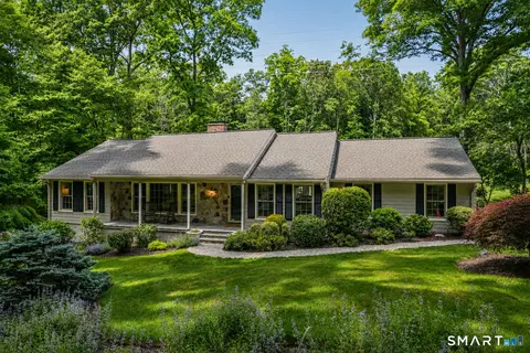 14 Saw Mill Rd, Weston, CT 06883