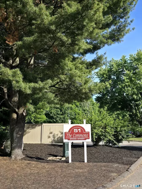 51 Brook St #6C, Naugatuck, CT 06770
