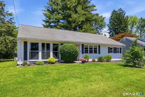 64 Stevens St, East Hartford, CT 06118
