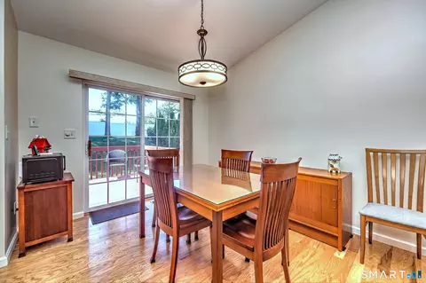 Dining - 20 Down Draft Cir, West Haven, CT 06516 photo 1 of 1