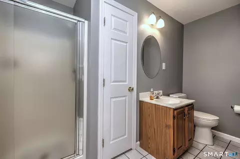 Bath - 20 Down Draft Cir, West Haven, CT 06516 photo 1 of 2