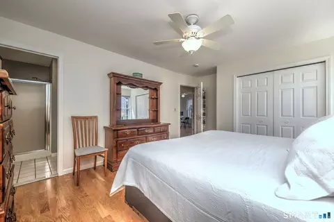 Bedroom - 20 Down Draft Cir, West Haven, CT 06516 photo 3 of 5