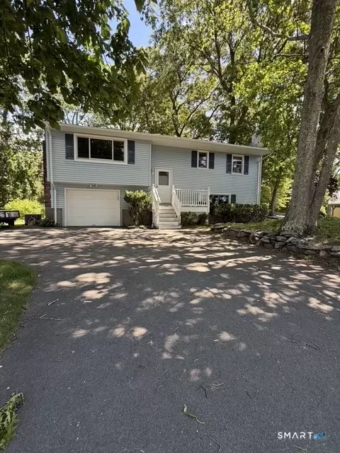 38 Highwood Ave, Watertown, CT 06779