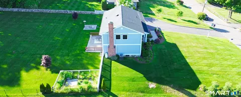 View/Area - 14 E Gate Rd, Danbury, CT 06811 photo 2 of 2