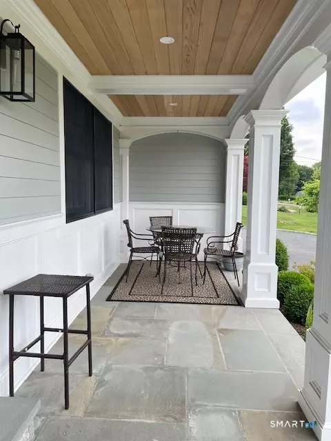 Exterior - 14 E Gate Rd, Danbury, CT 06811 photo 5 of 6