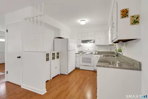 Kitchen - 4 Cherry Heights Ter, Sandy Hook, CT 06482 photo 1 of 3