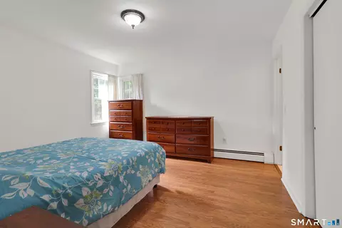 Bedroom - 4 Cherry Heights Ter, Sandy Hook, CT 06482 photo 4 of 6