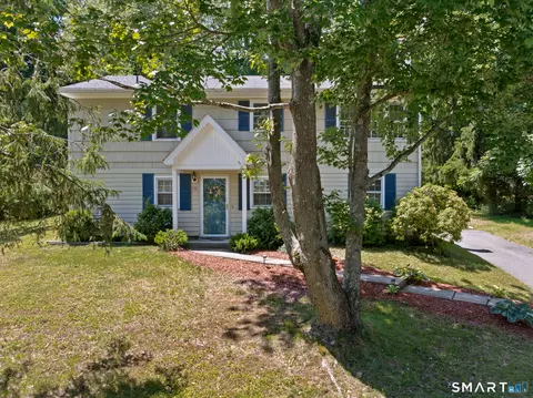 116 Evening Star Dr, Naugatuck, CT 06770