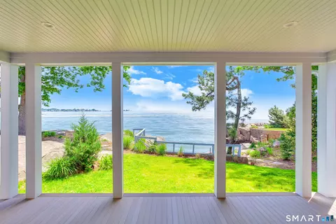 32 Wood Rd, Branford, CT 06405