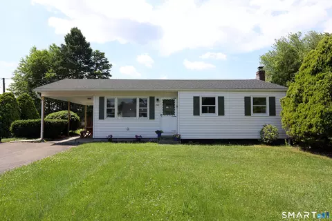 202 Reed Ave, Windsor Locks, CT 06096