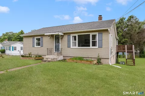 10 Teddy Ln, Norwich, CT 06360